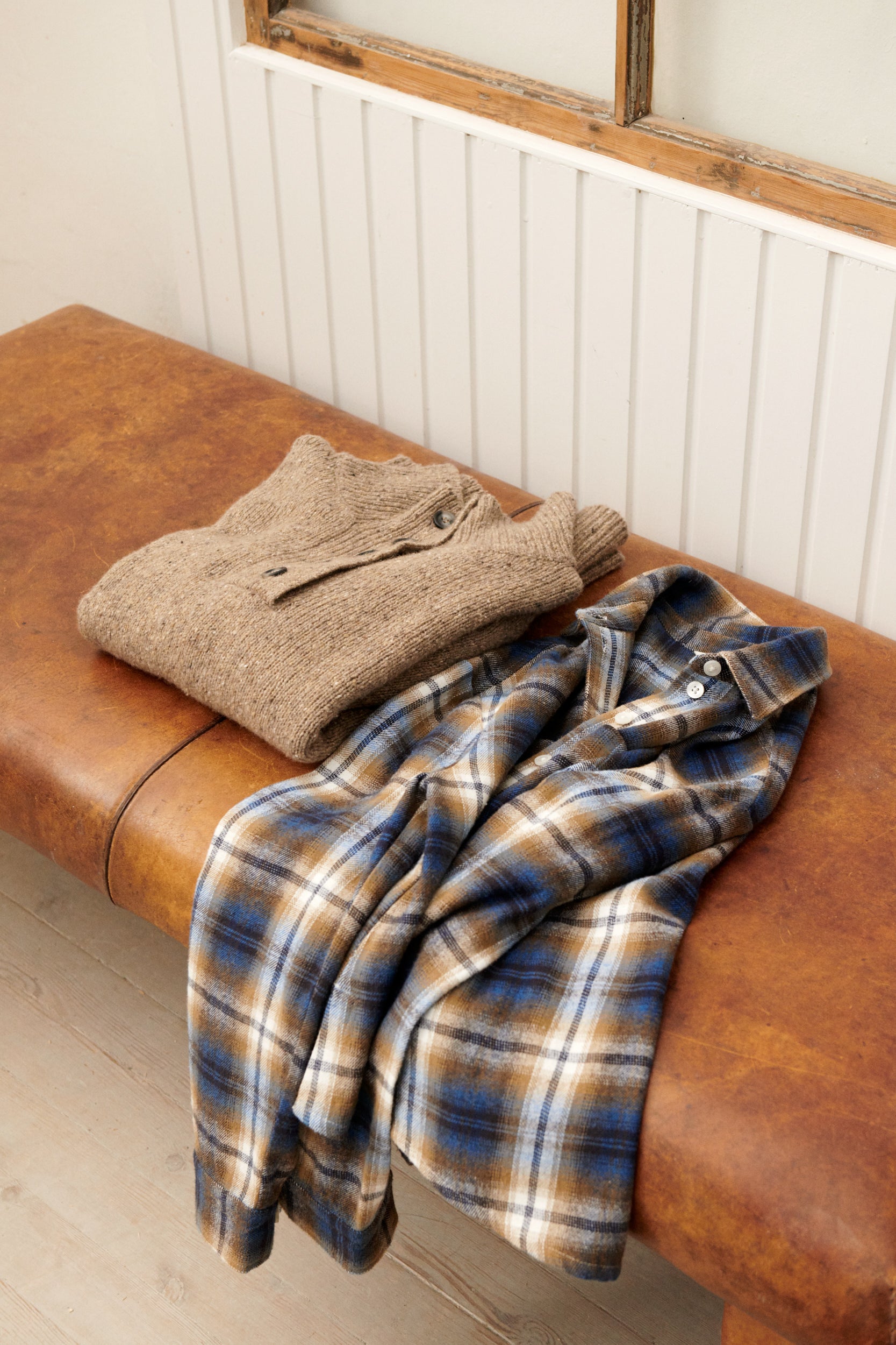 Basic Apparel Puzzle H. Neck Sweaters 715 Greige